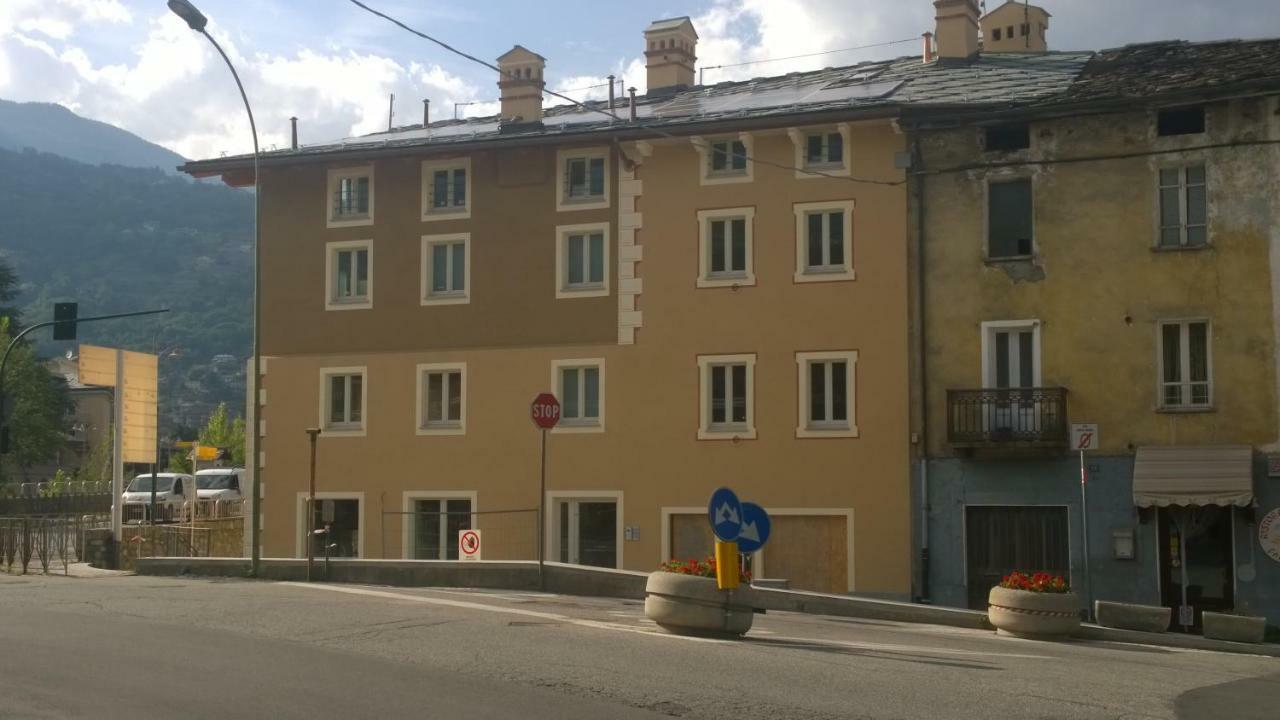 Casa Bellini Appartement Aosta Buitenkant foto